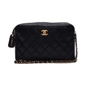 Chanel Matelasse Chain Gold Hardware Shoulder Bag Black
